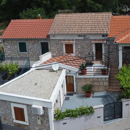 Holiday Home Skevini Dvori Стариград-Пакленица Екстериор снимка
