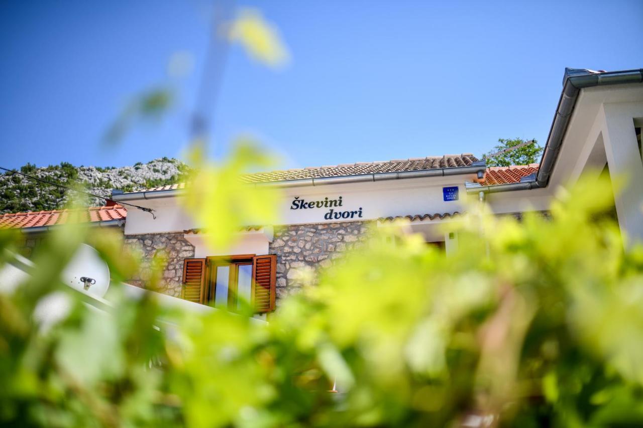 Holiday Home Skevini Dvori Стариград-Пакленица Екстериор снимка