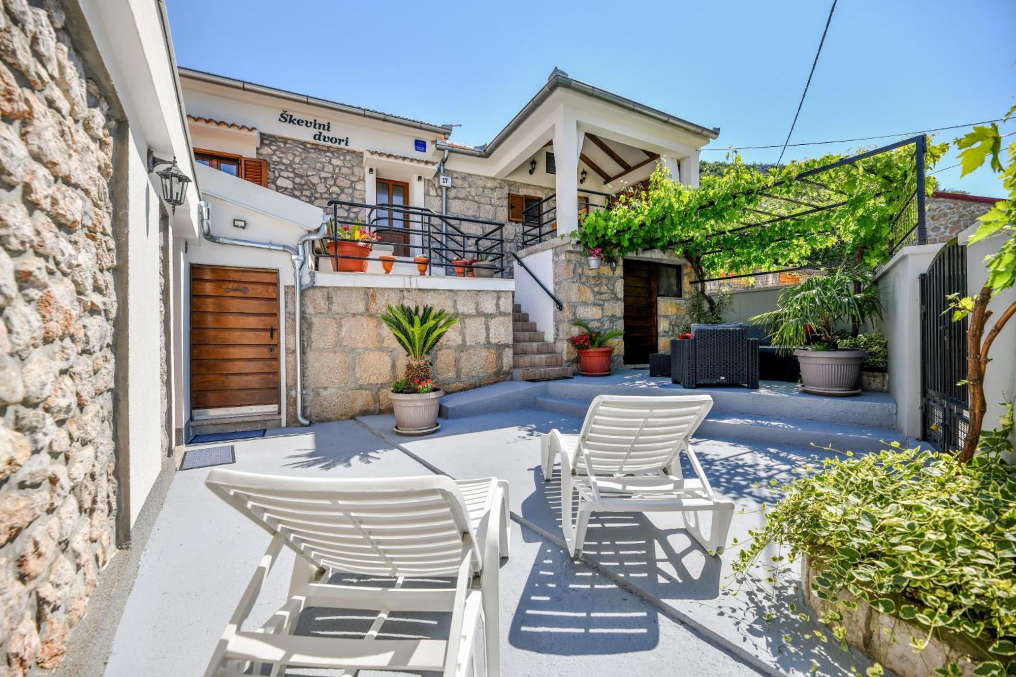 Holiday Home Skevini Dvori Стариград-Пакленица Екстериор снимка